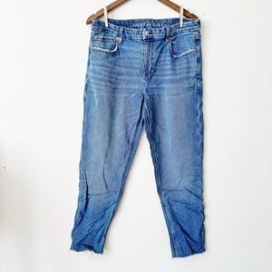 American Eagle Outfitters Women's Blue High-Rise Jeans size 12